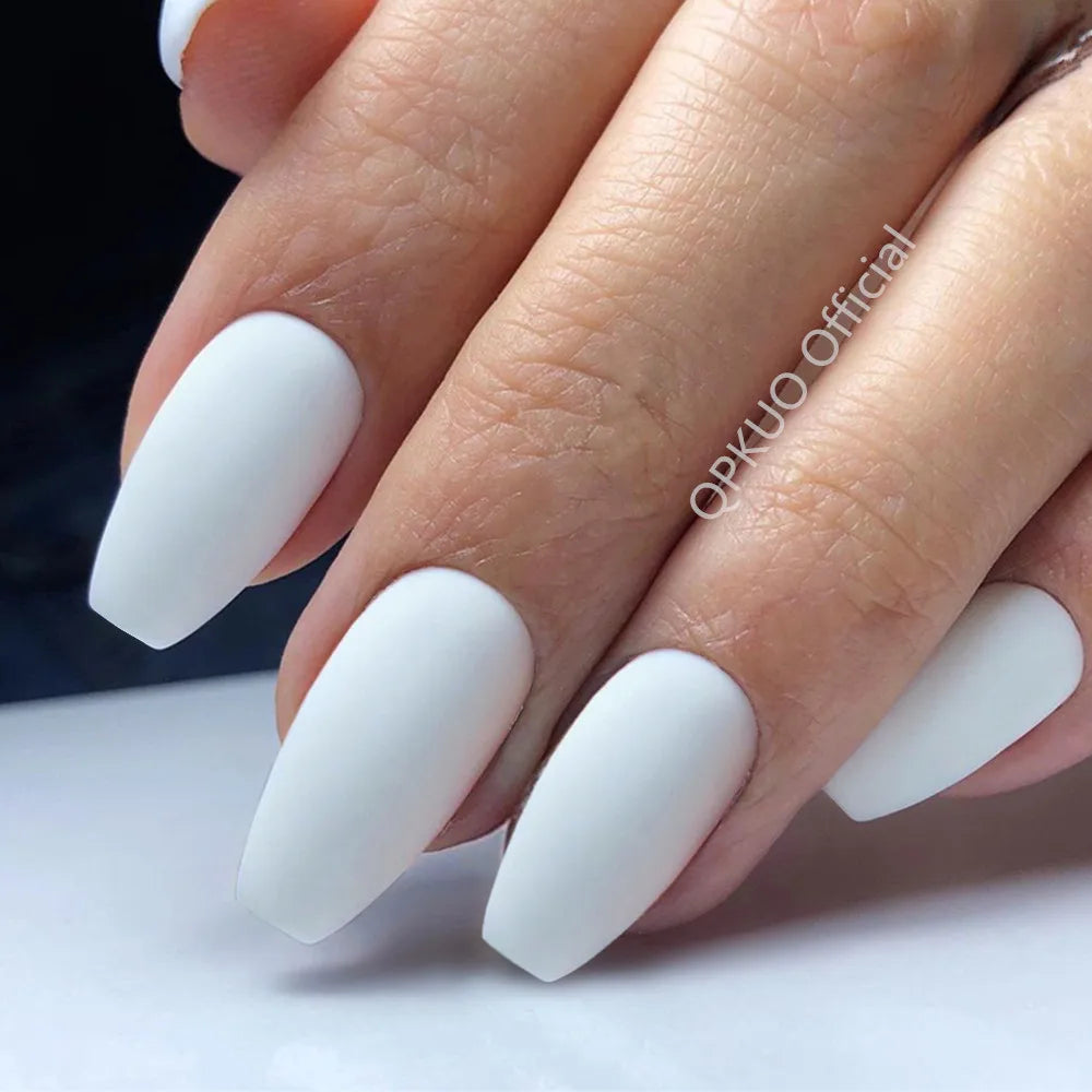 Matte Black Press On Fake Nails-1