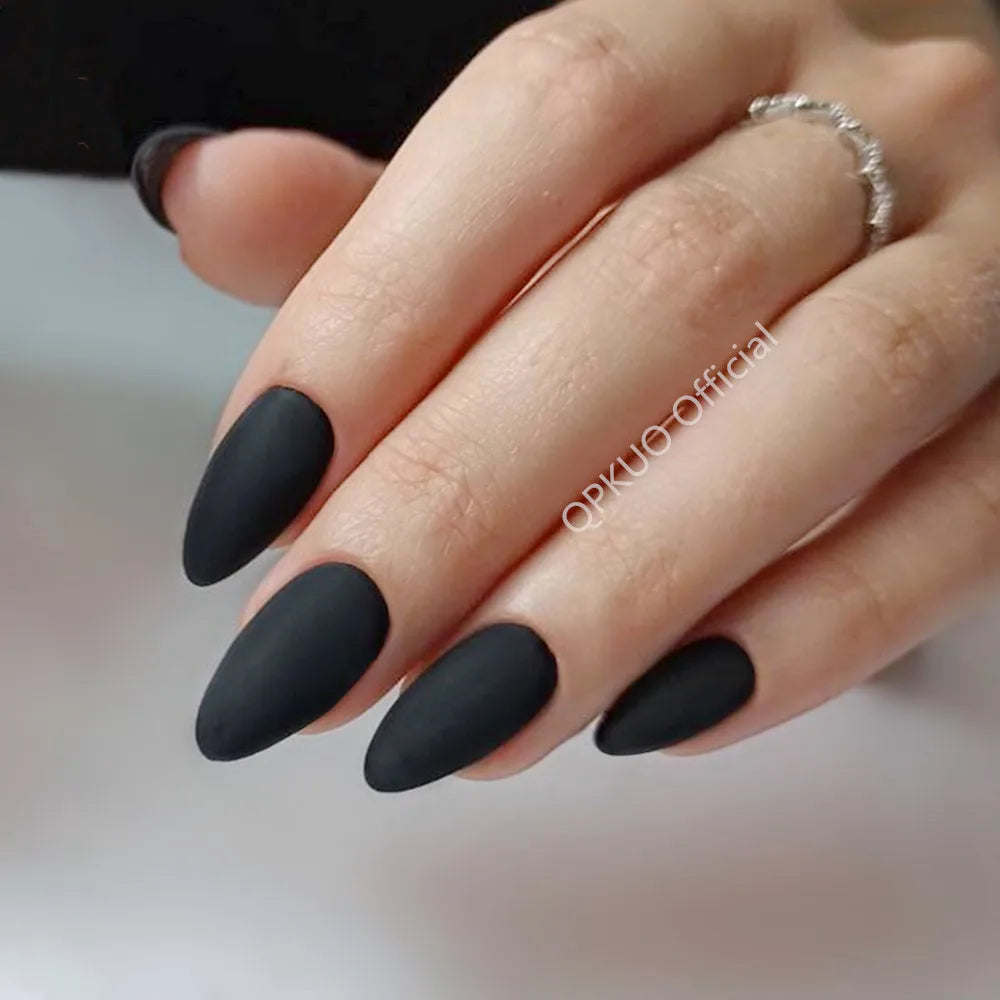 Matte Black Press On Fake Nails-2