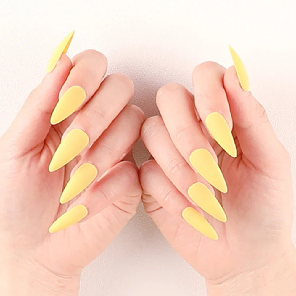 Matte Black Press On Fake Nails-11